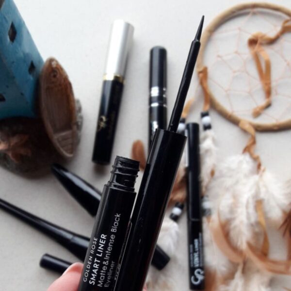 Smart Liner Matte & Intense Black Eyeliner - Afbeelding 2
